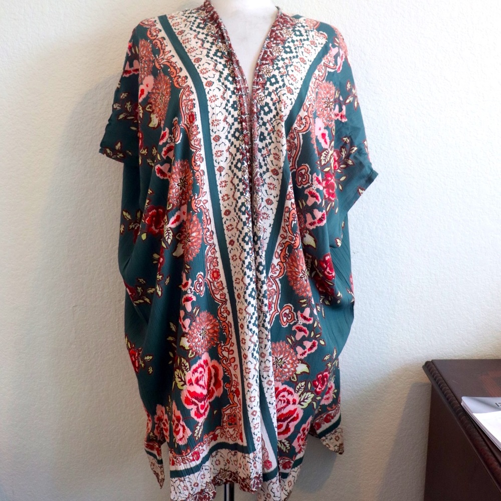 Gypsy Love floral kimono